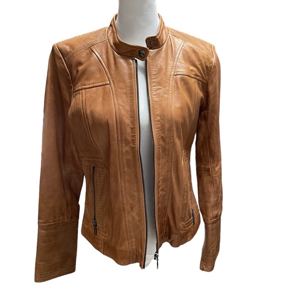 EUC - Bernardo Tan 100% Leather Women's Zip Front Racer Jacket Size Small - Picture 4 of 17